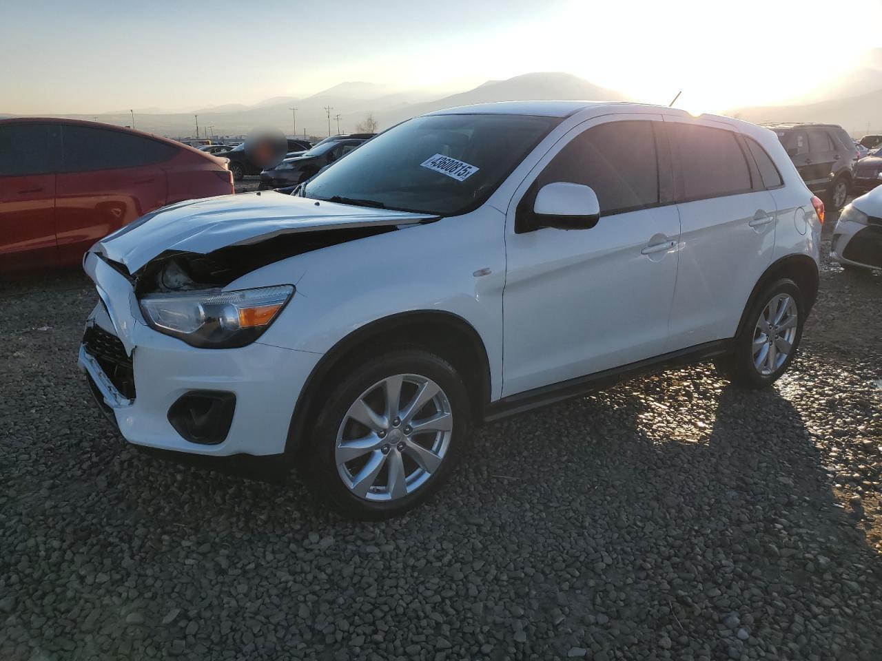 2015 Mitsubishi Outlander - Image 1