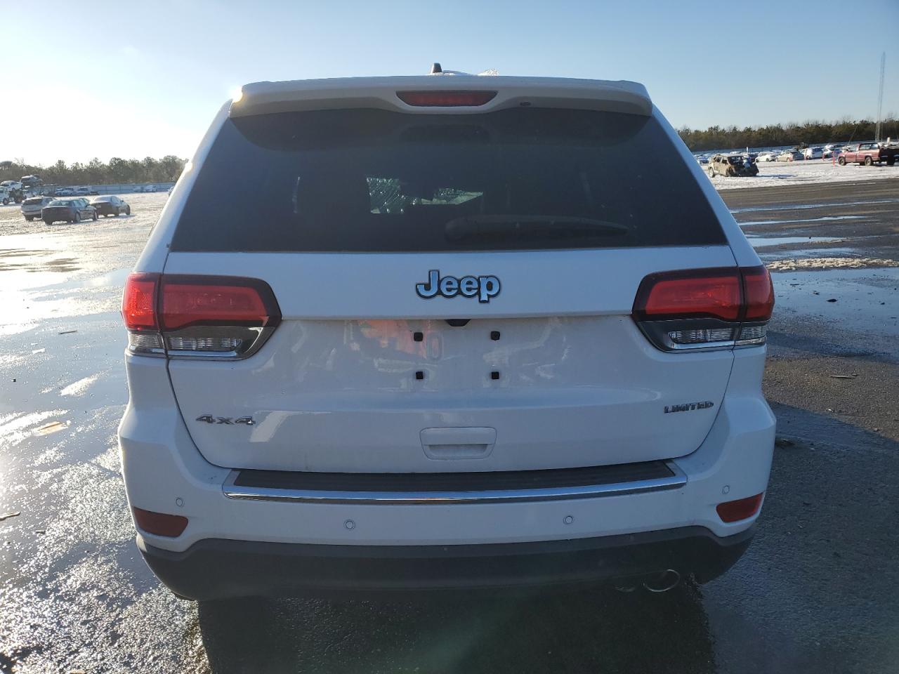 2020 Jeep Grand Cherokee - Image 6