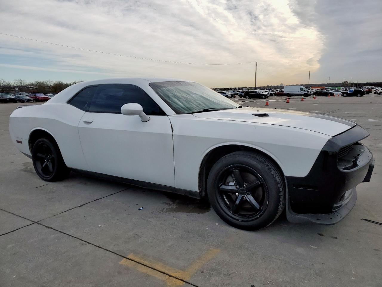 2011 Dodge Challenger - Image 4