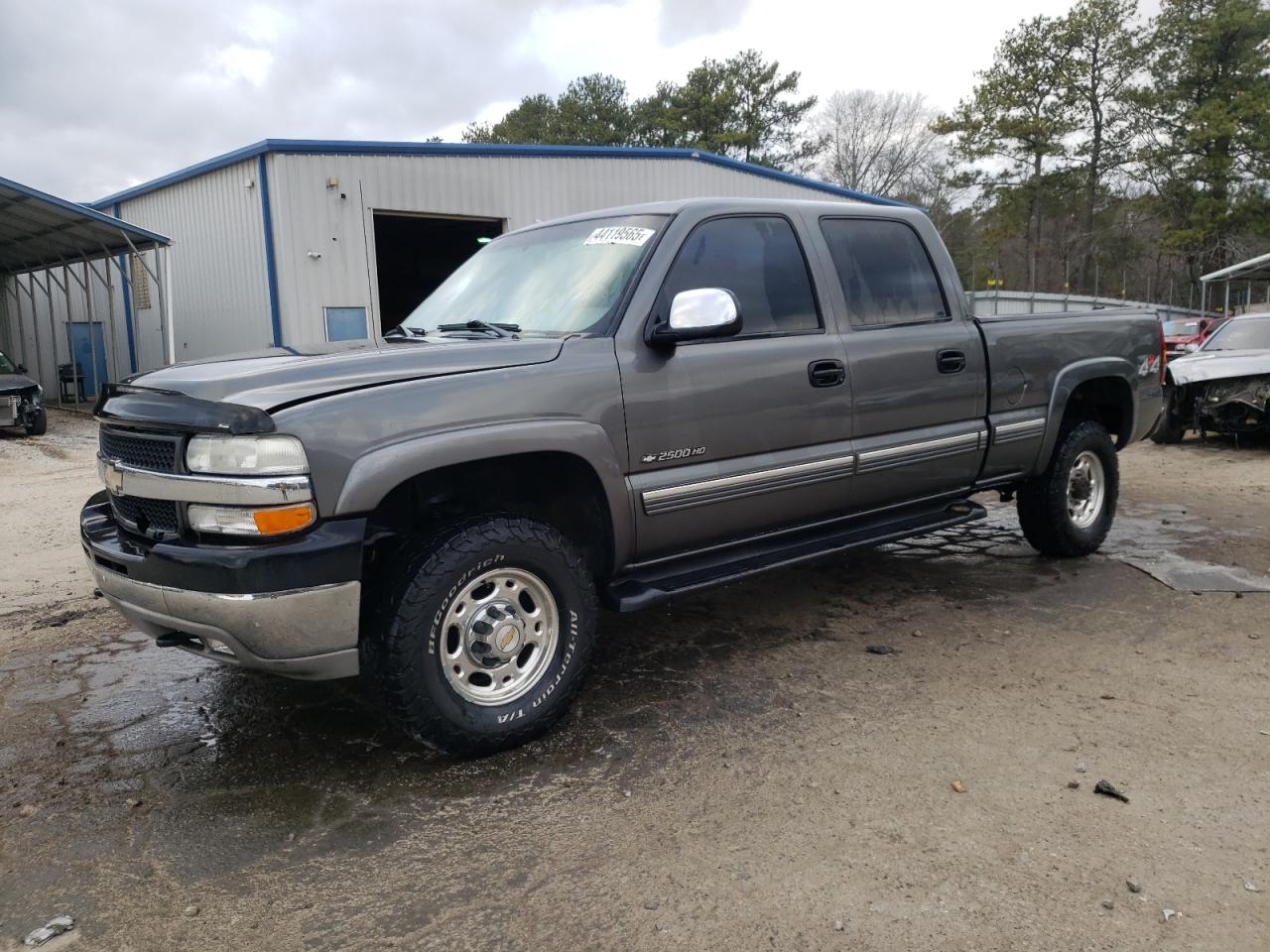 2001 Chevrolet Silverado - Image 1