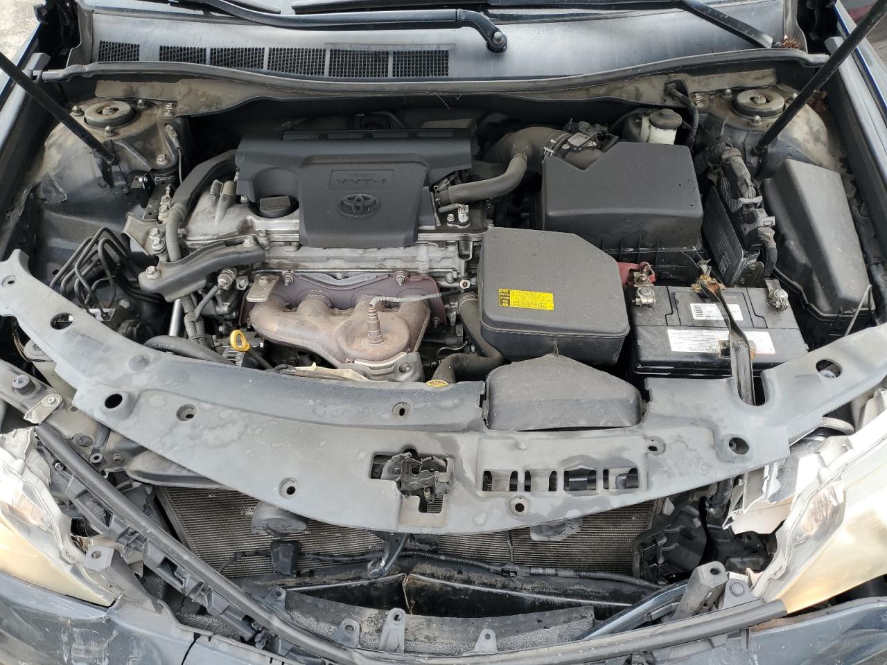 2012 Toyota Camry - Image 12
