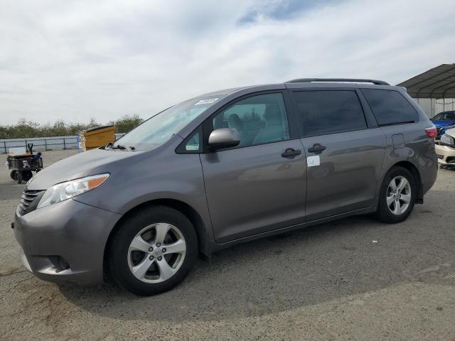 2017 Toyota Sienna 