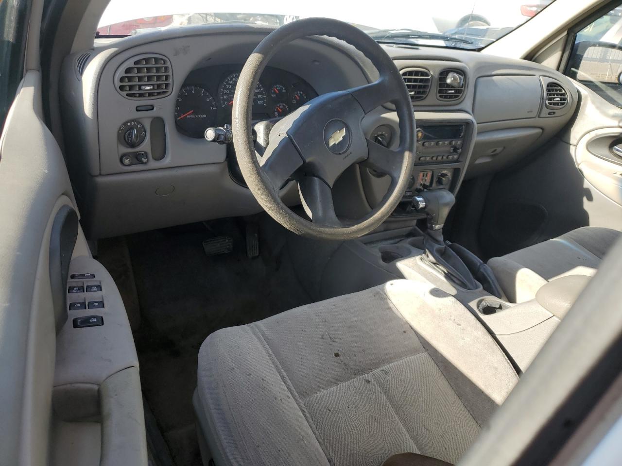 2006 Chevrolet TrailBlazer - Image 8
