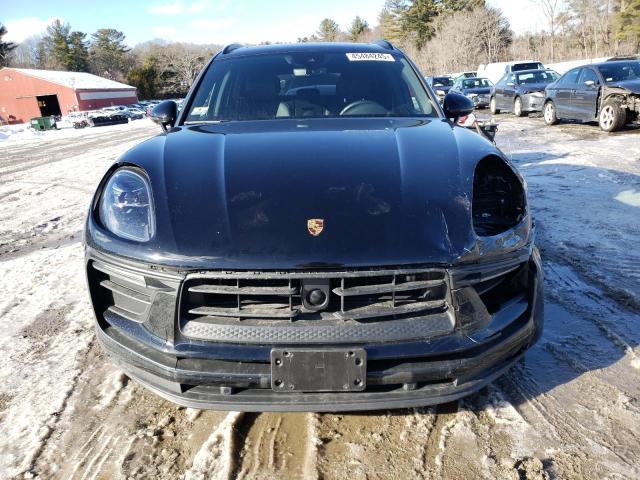  PORSCHE MACAN BASE 2024 Черный