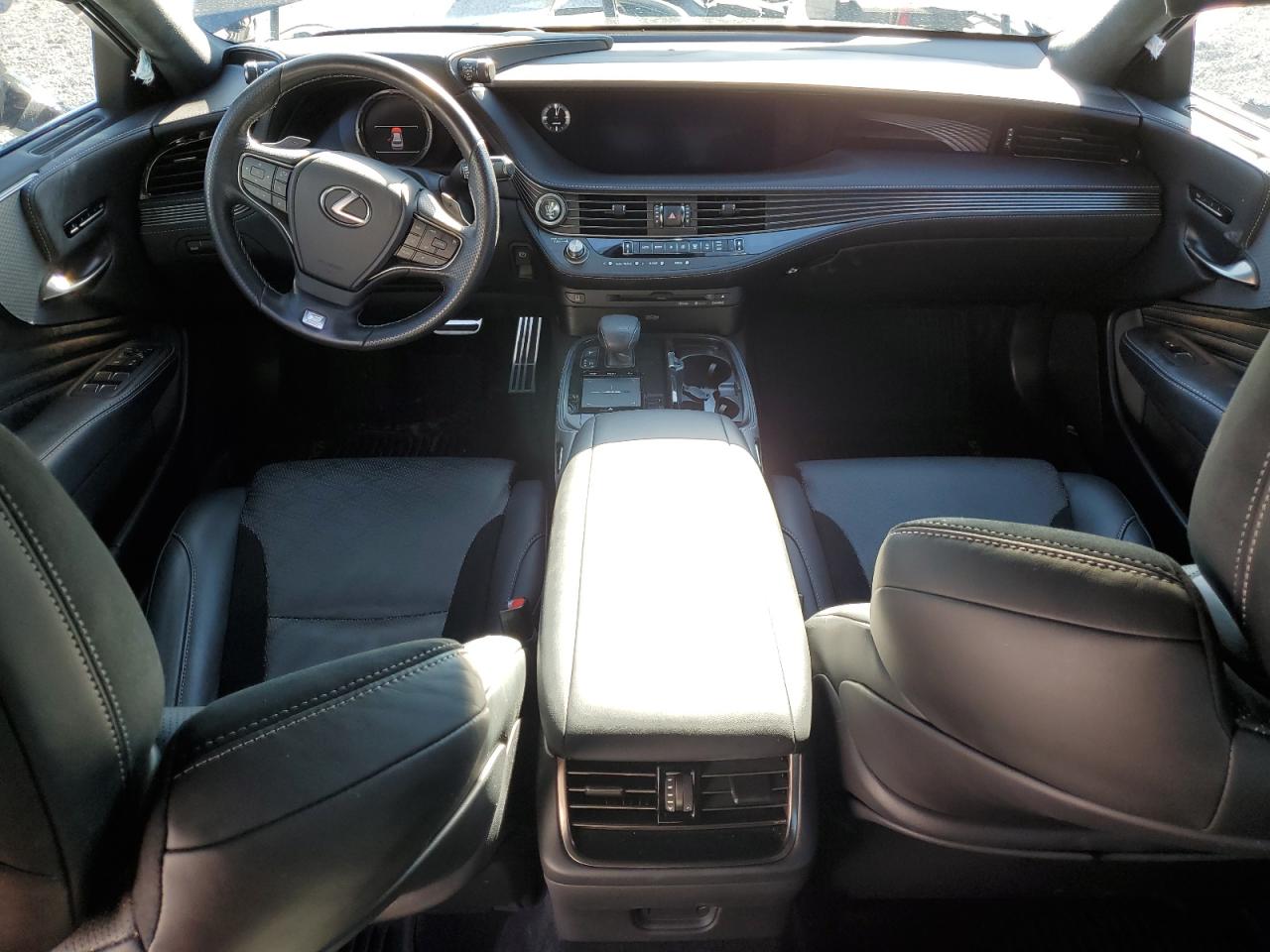 2019 Lexus LS - Image 8