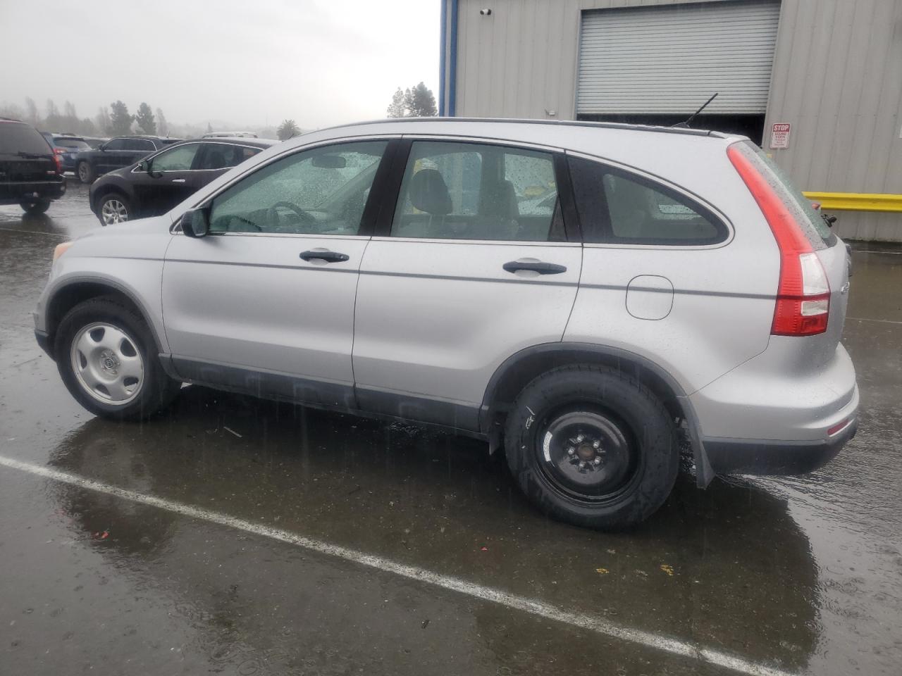 2011 Honda CR-V - Image 2