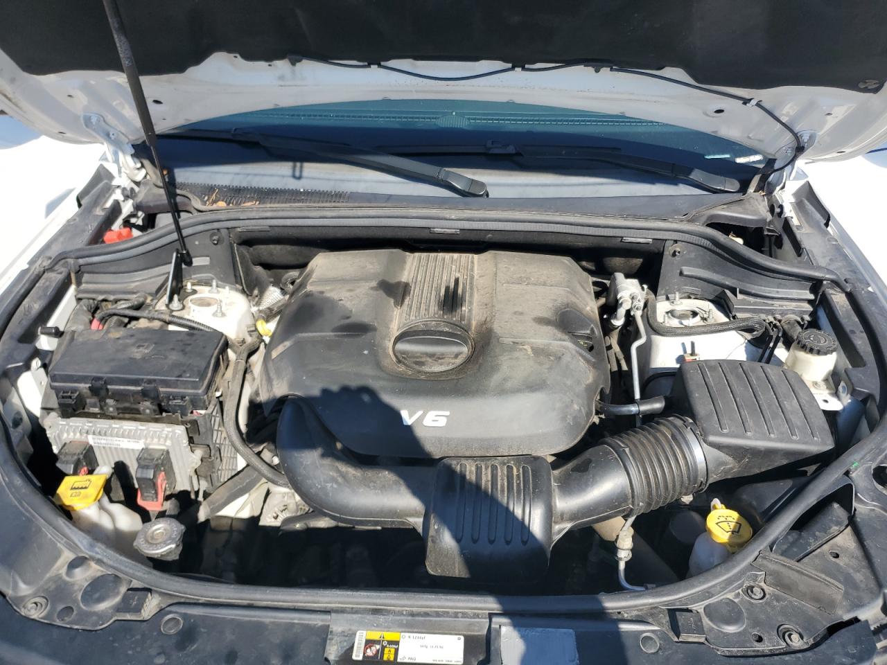 2015 Jeep Grand Cherokee - Image 12