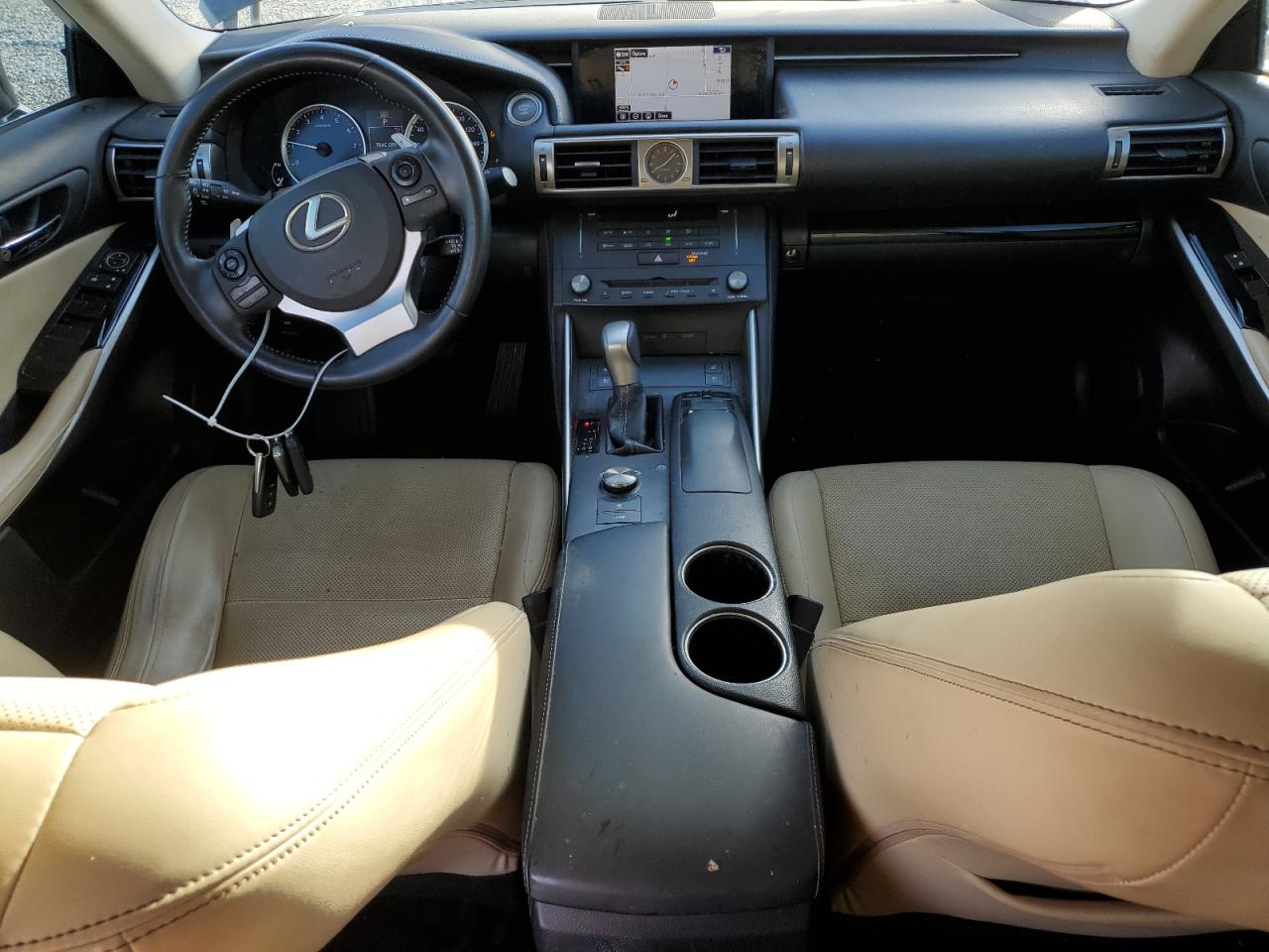 2015 Lexus IS - Image 8