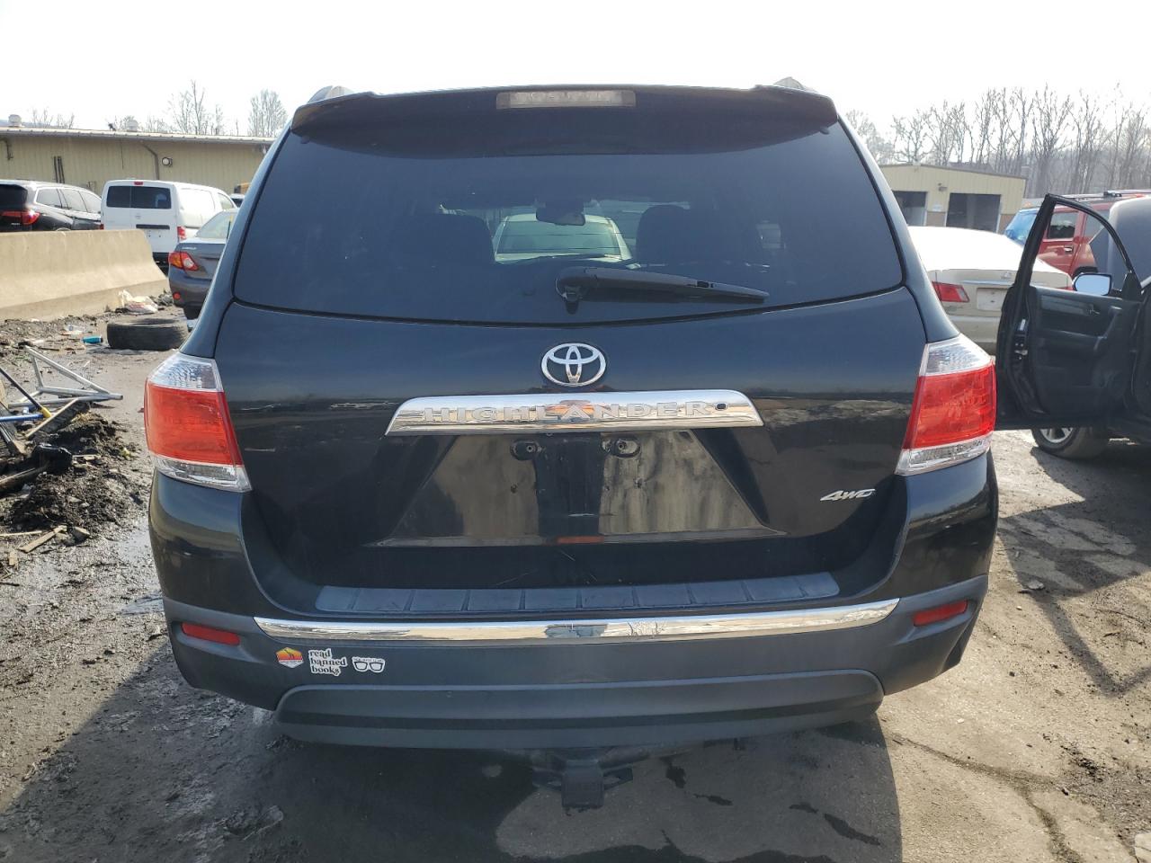 2011 Toyota Highlander - Image 6