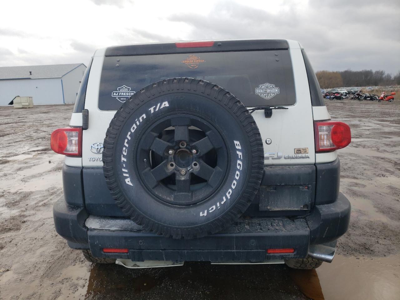 2008 Toyota FJ Cruiser - Image 6