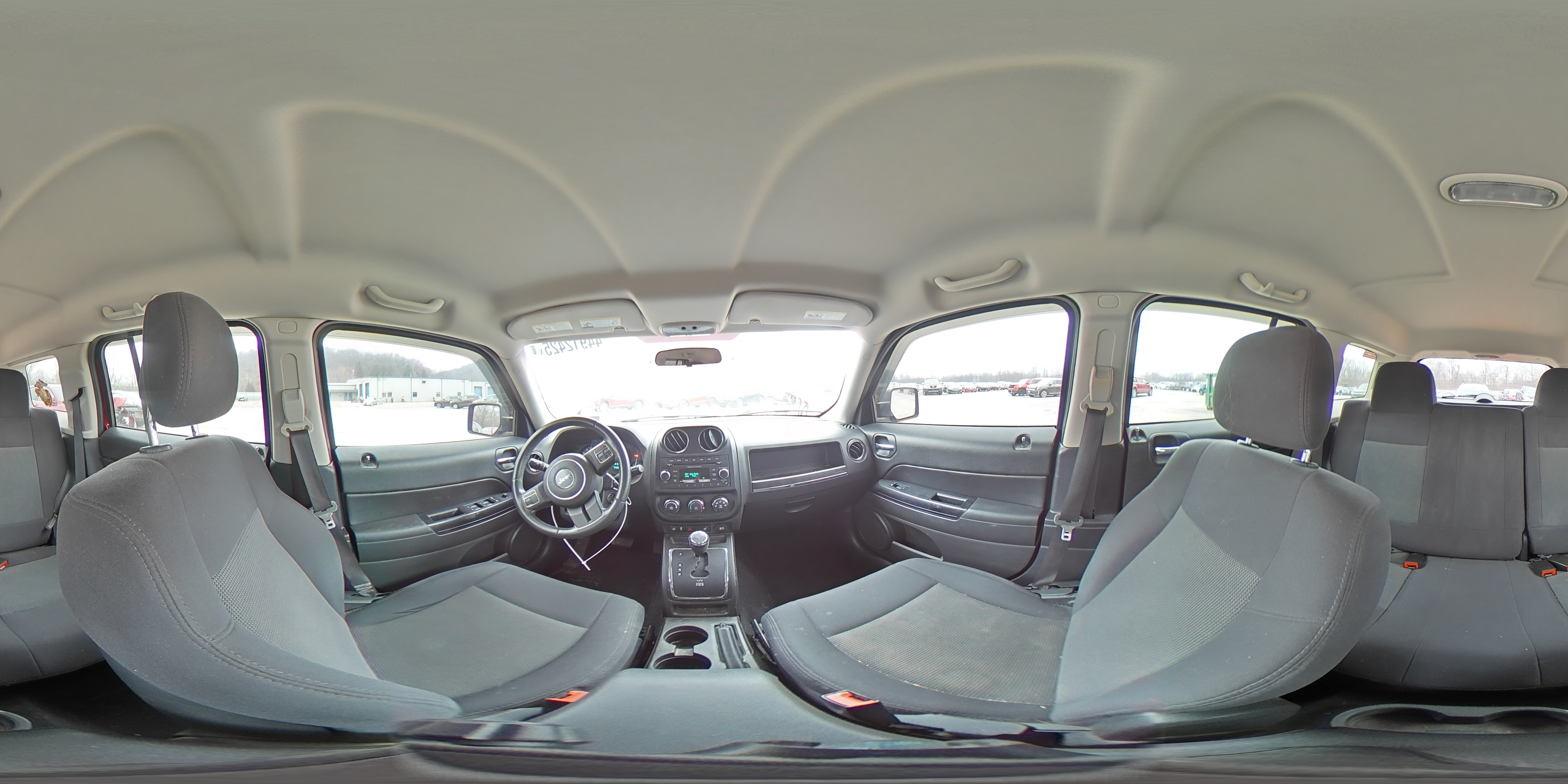 2012 Jeep Liberty (Patriot) - Image 14
