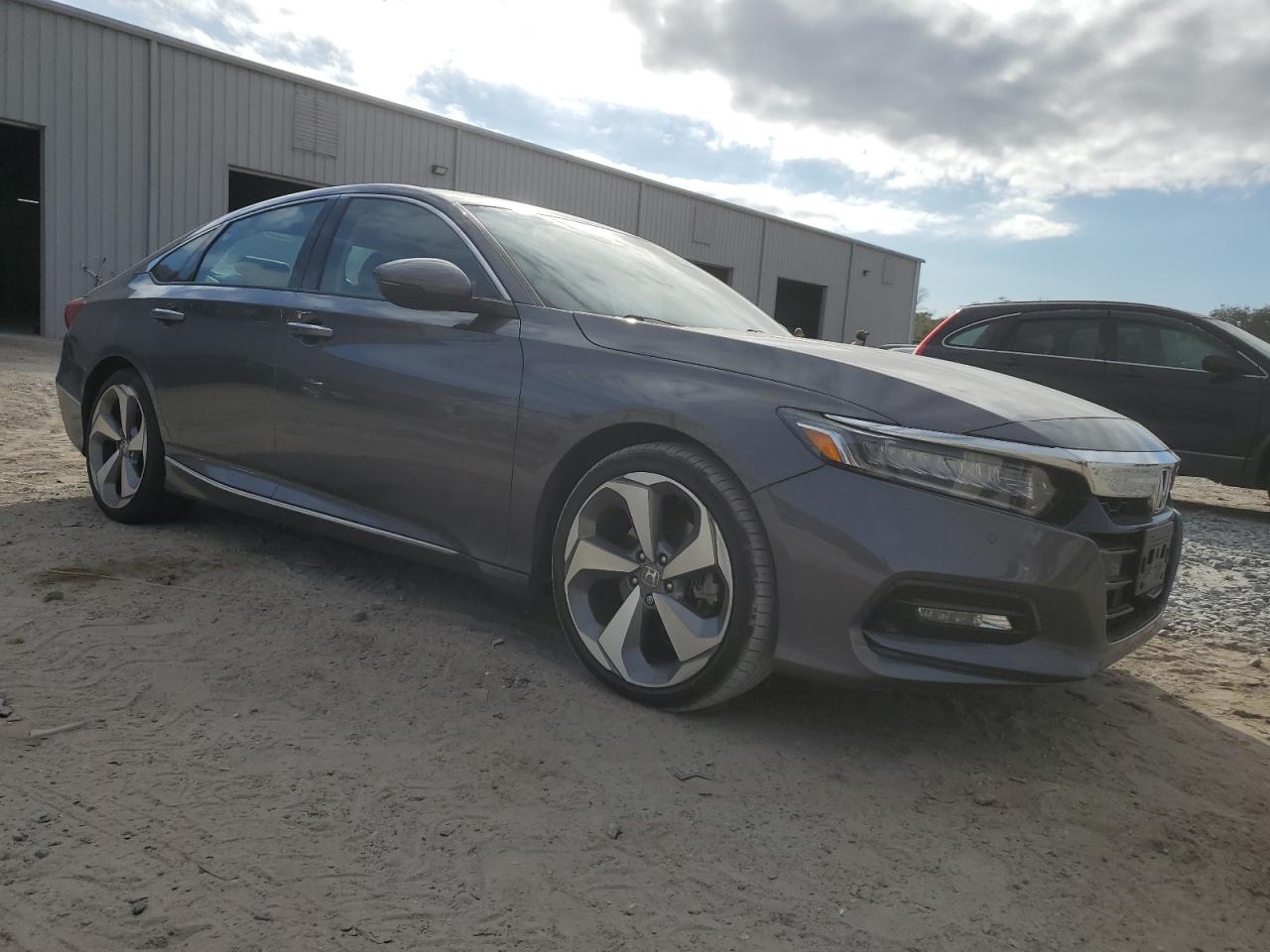 2018 Honda Accord - Image 4