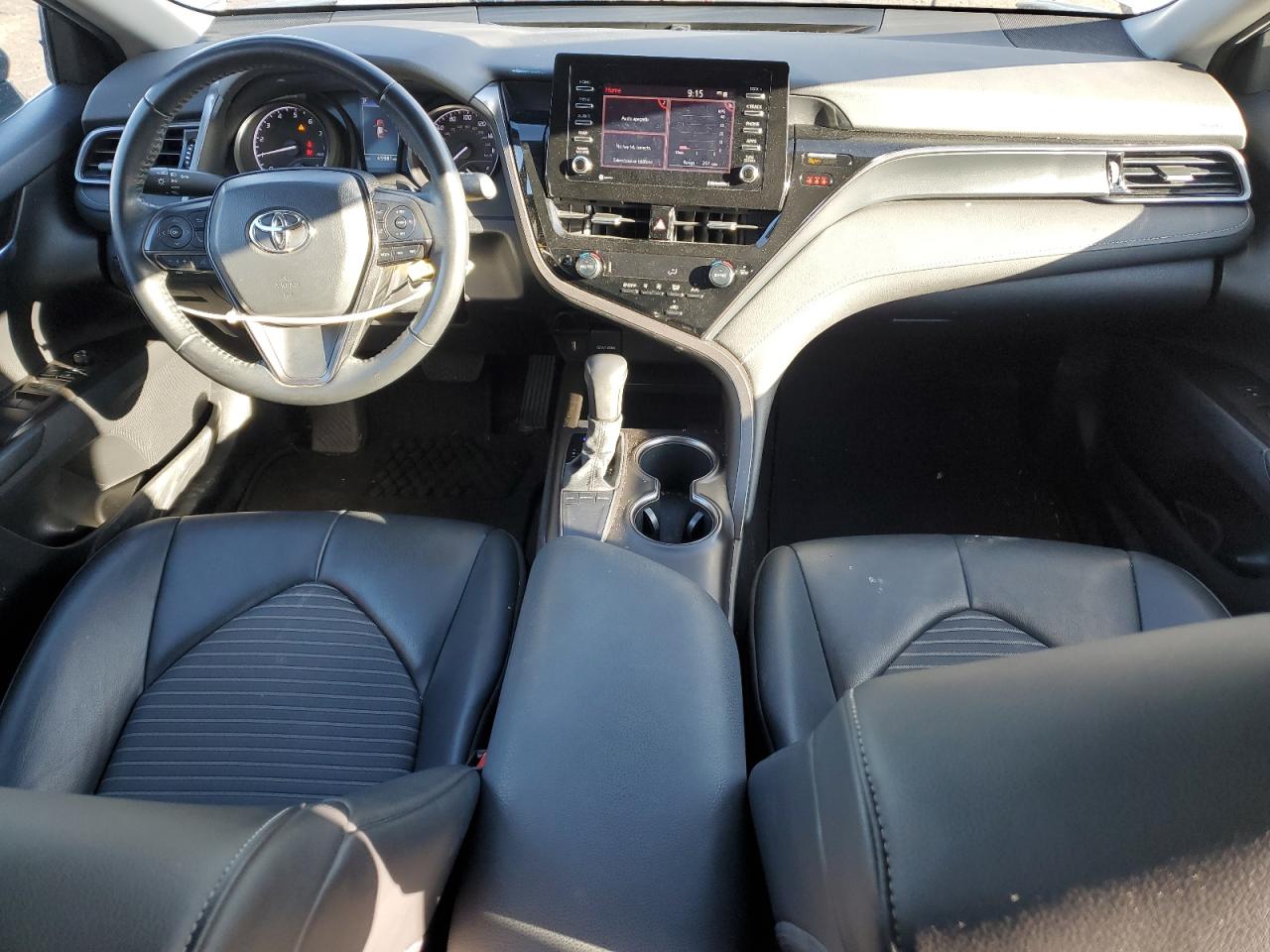 2022 Toyota Camry - Image 8