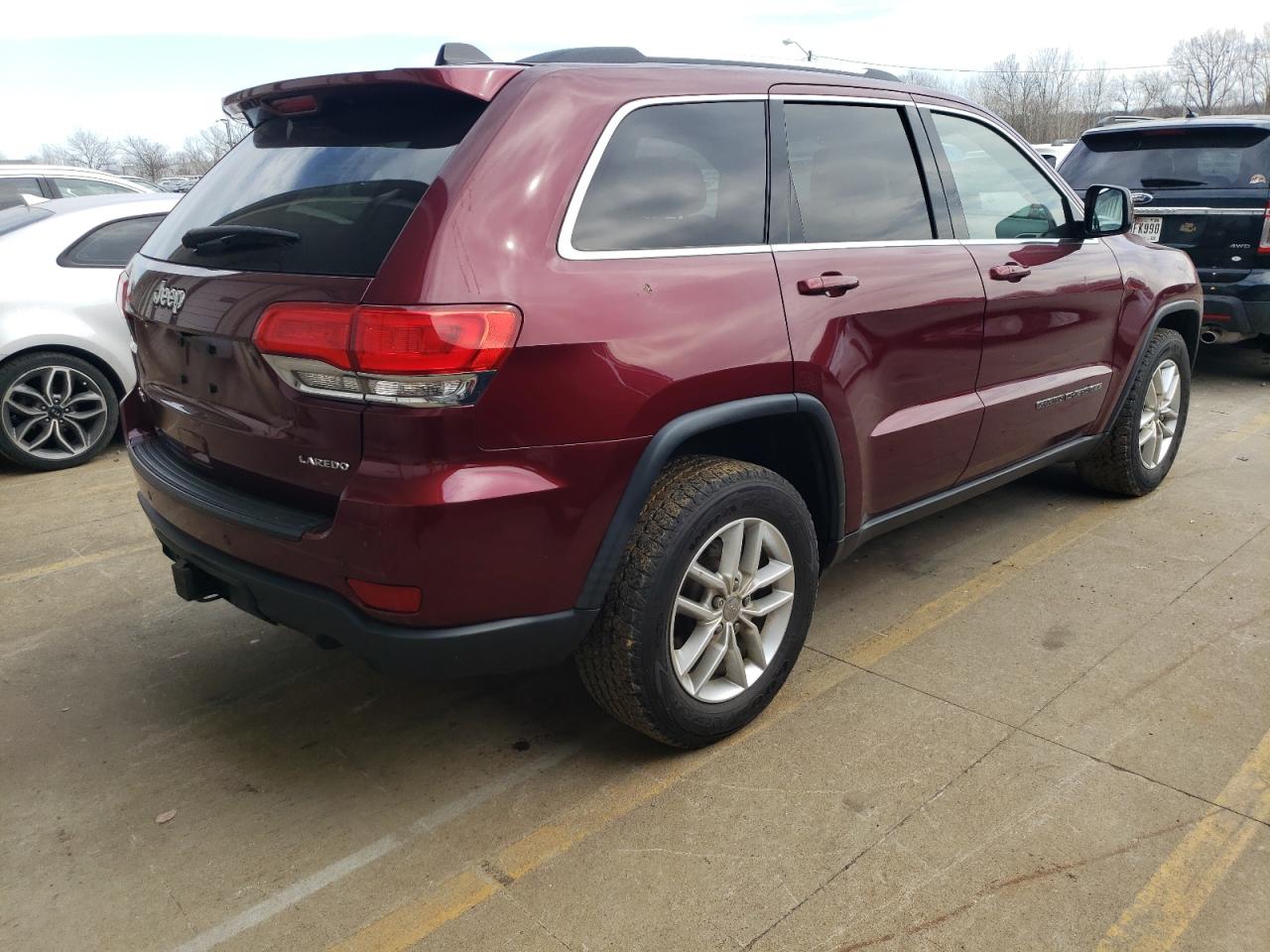 2017 Jeep Grand Cherokee - Image 3