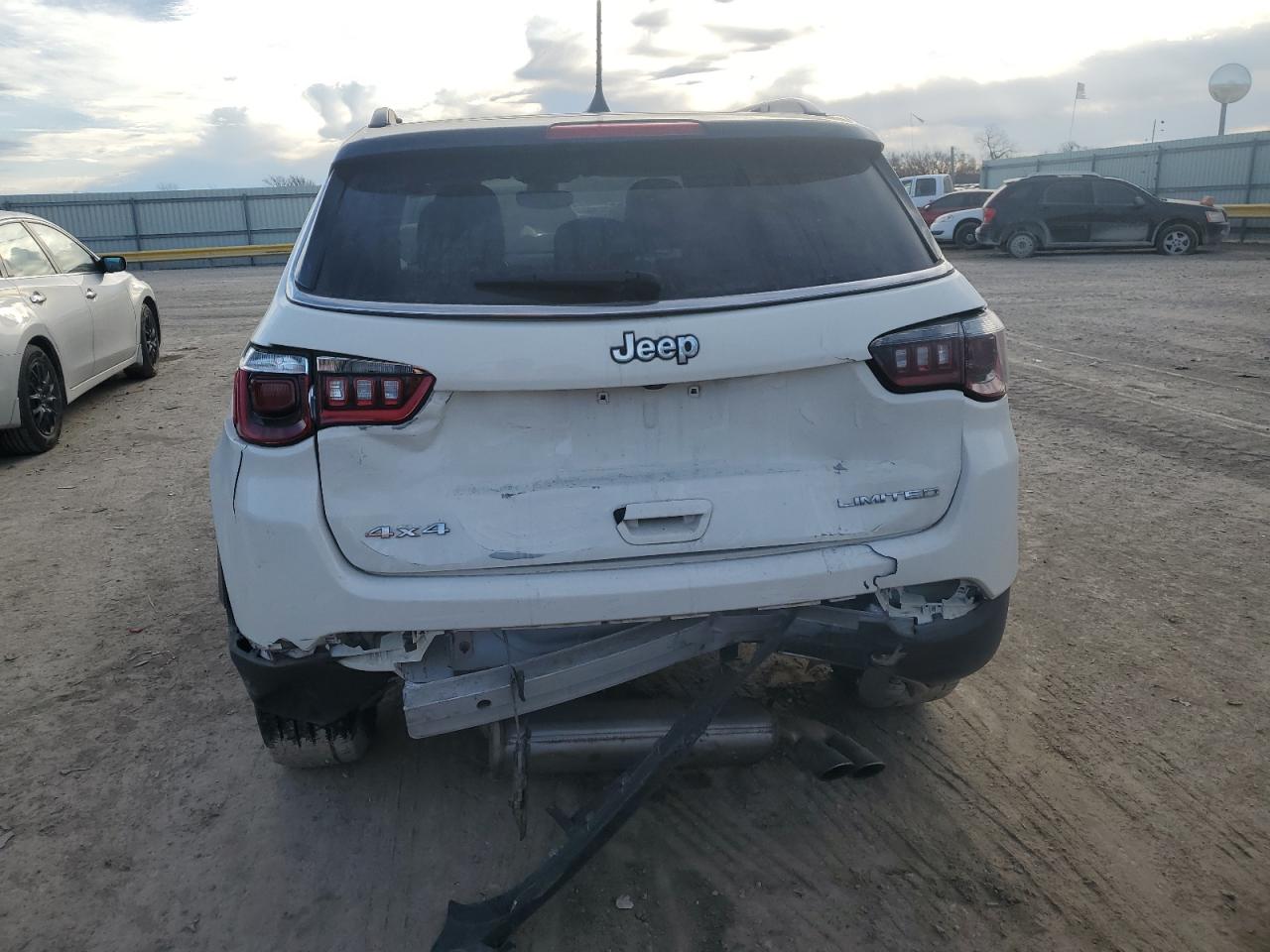 2019 Jeep Compass - Image 6