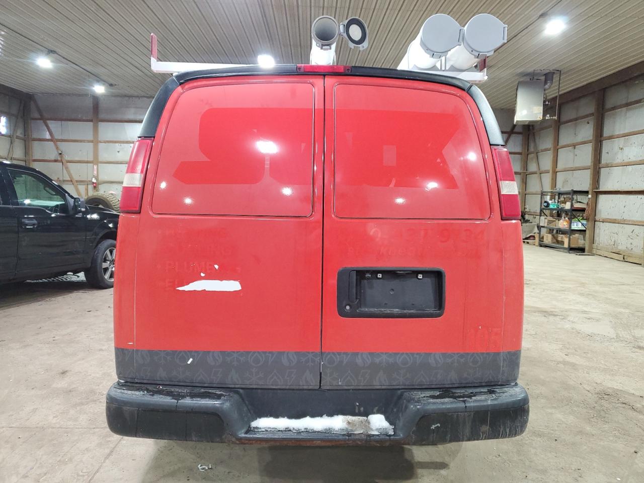 2014 GMC Savana - Image 6