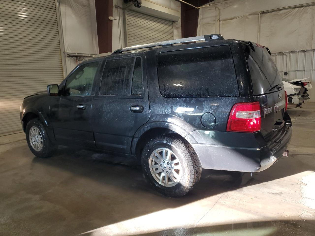 2014 Ford Expedition - Image 2