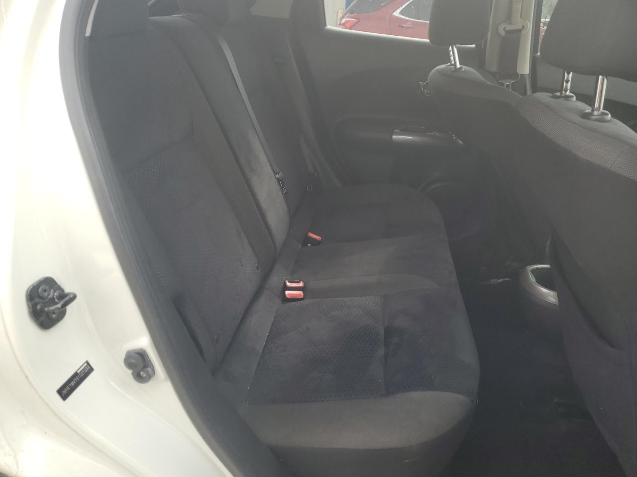2011 Nissan Juke - Image 11
