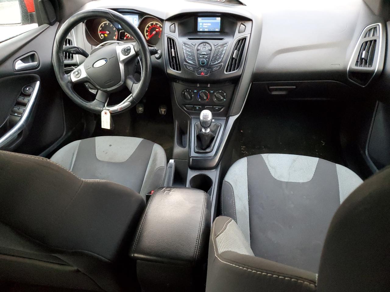 2014 Ford Focus - Image 8