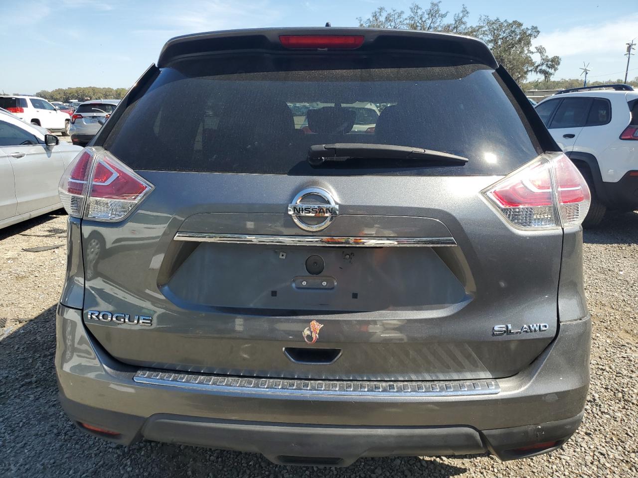 2015 Nissan Rogue - Image 6