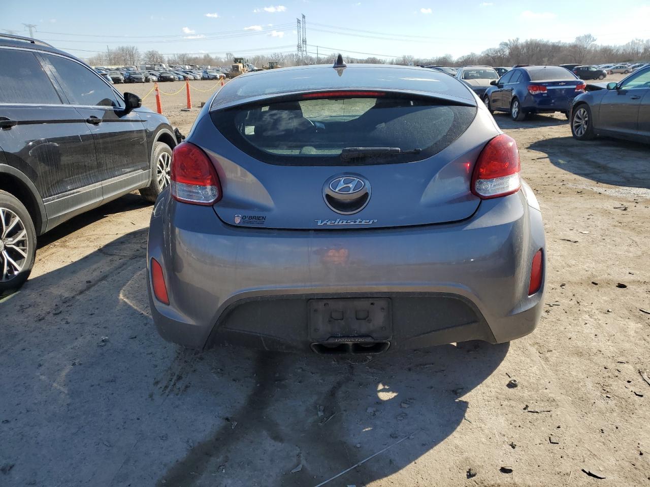 2013 Hyundai Veloster - Image 6