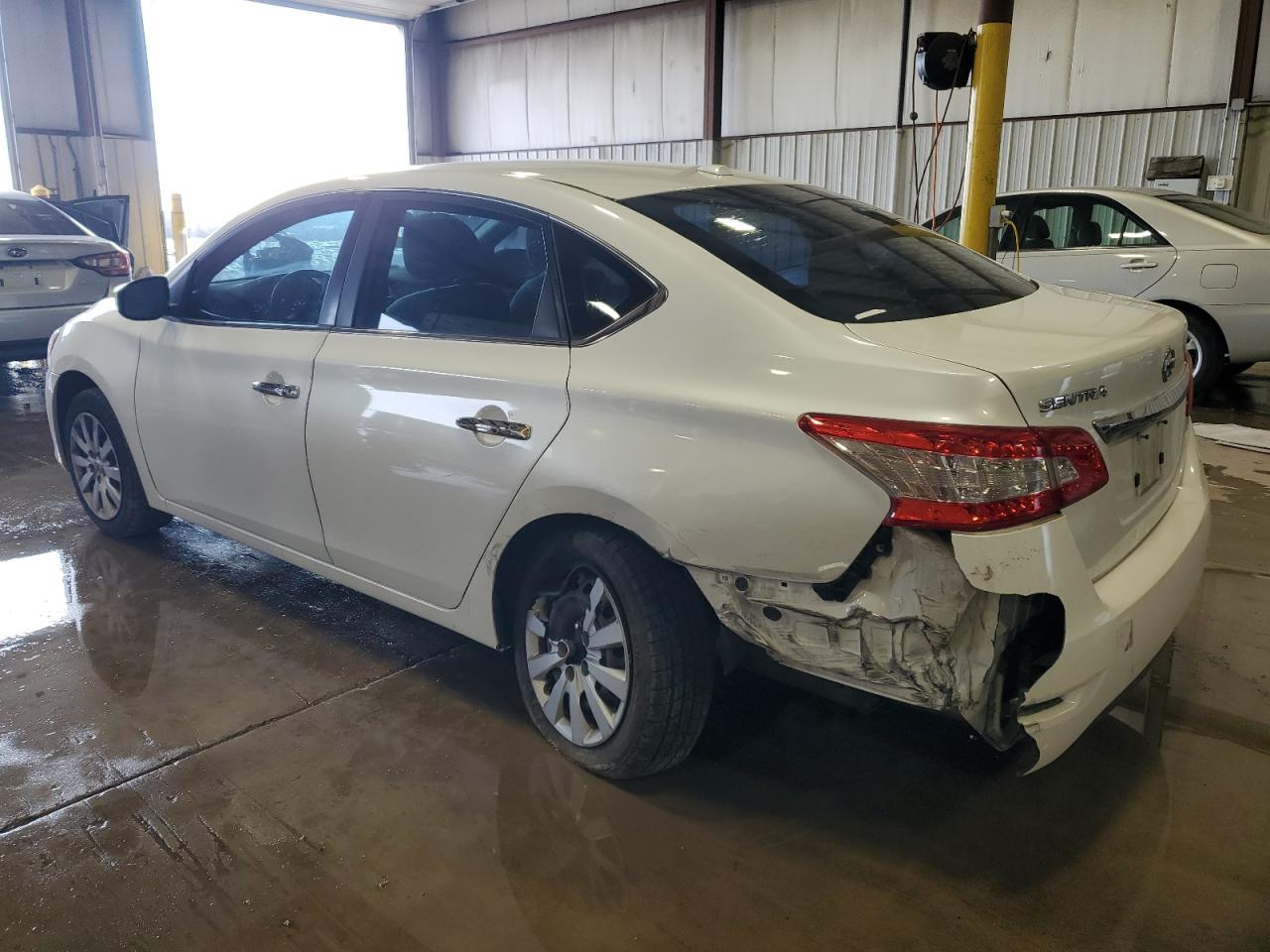 2015 Nissan Sentra - Image 2