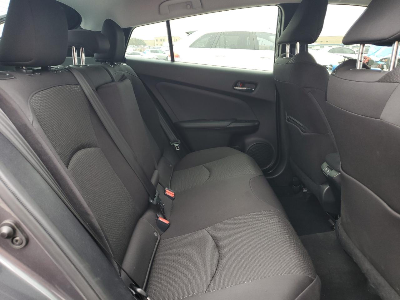 2019 Toyota Prius - Image 10