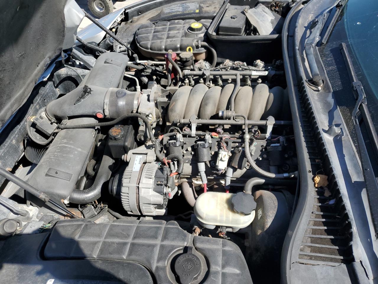 2000 Chevrolet Corvette - Image 11