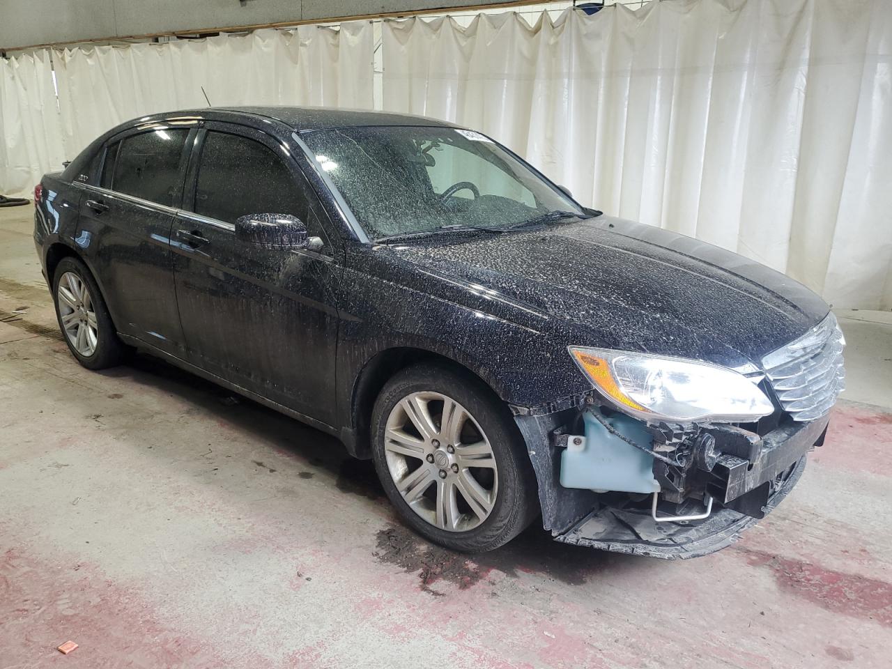 2012 Chrysler 200 - Image 4