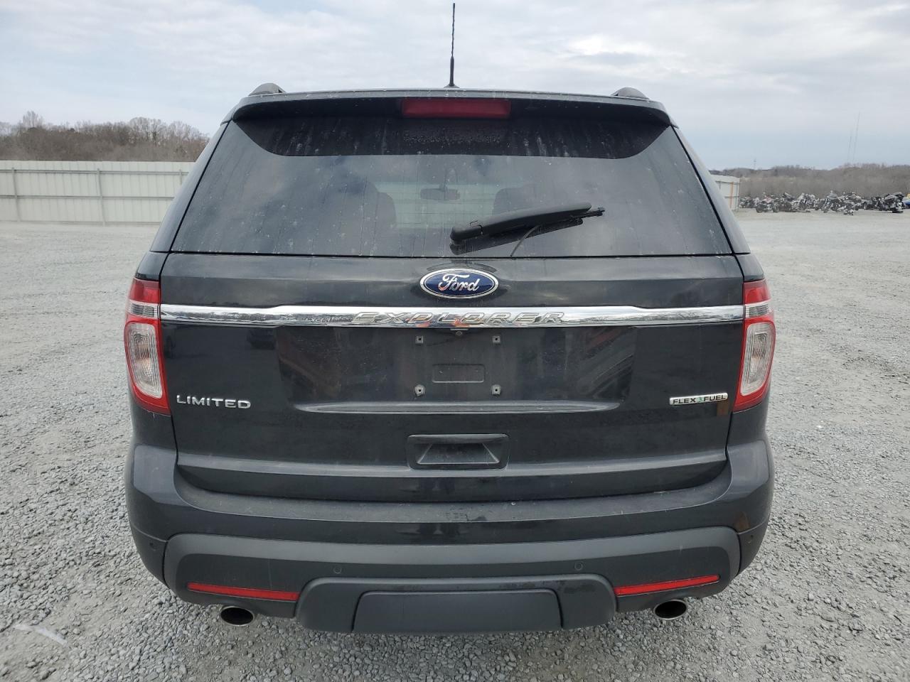 2013 Ford Explorer - Image 6