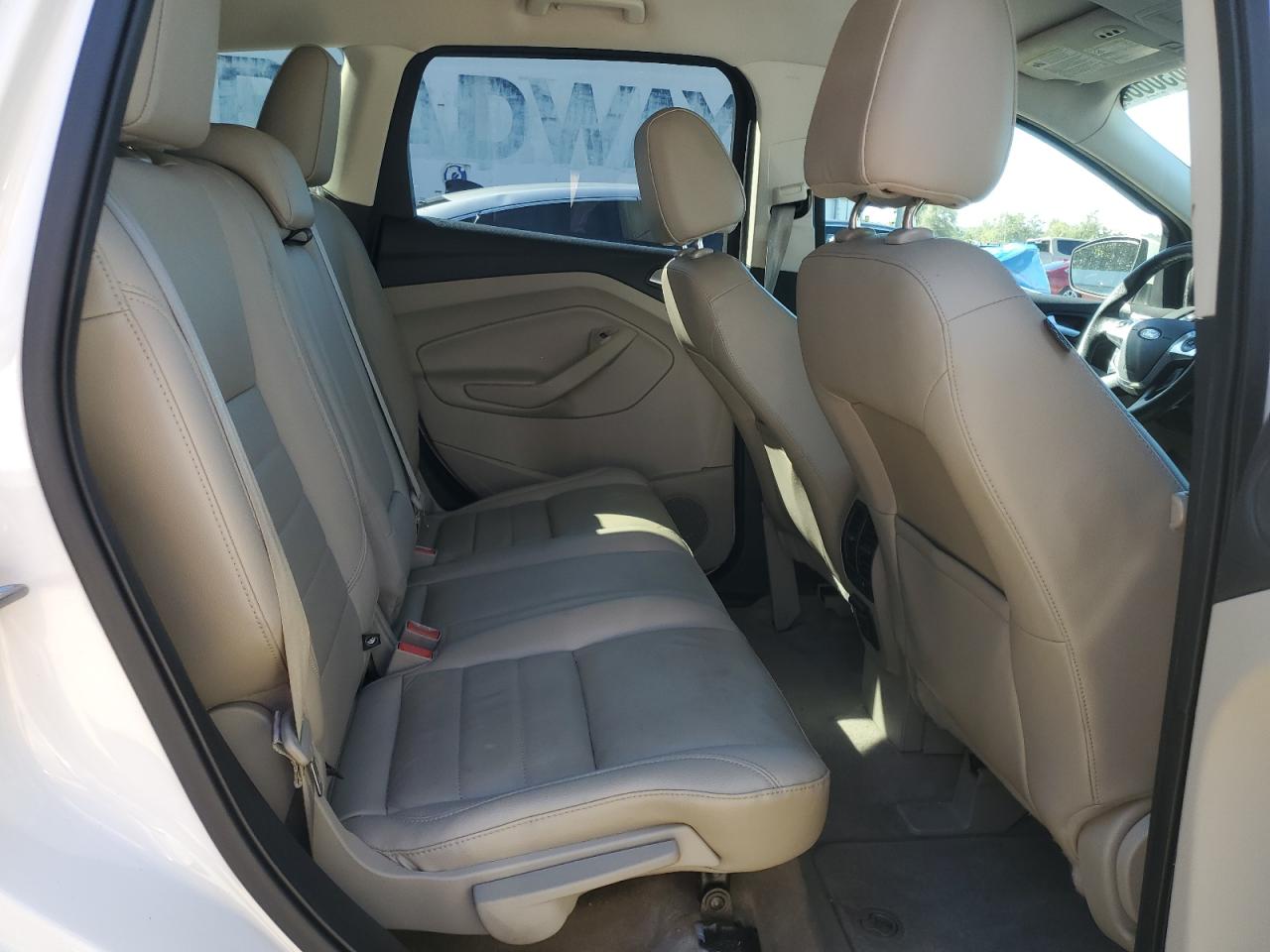 2014 Ford Escape - Image 10