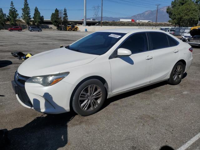  TOYOTA CAMRY 2015 White