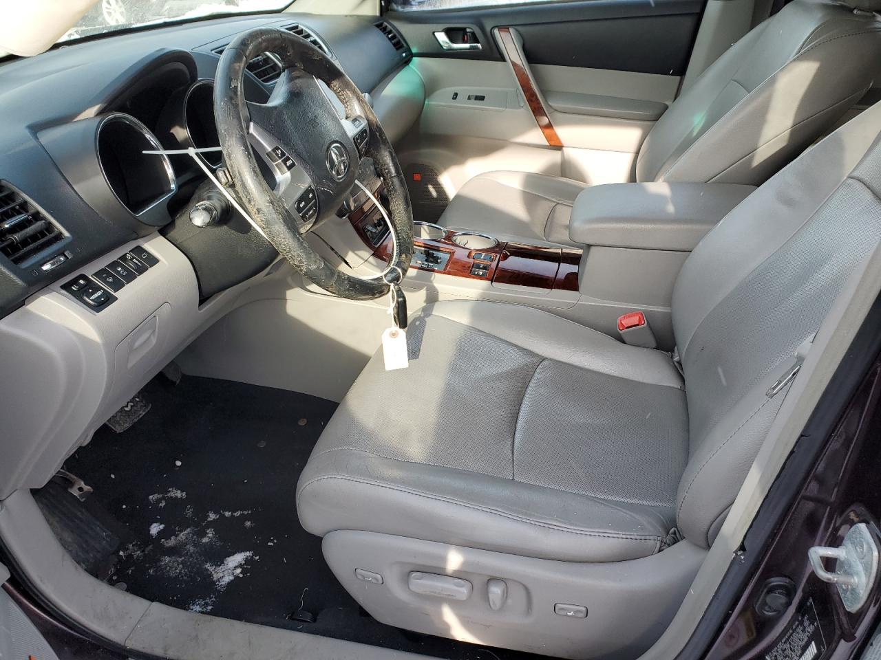 2012 Toyota Highlander - Image 7