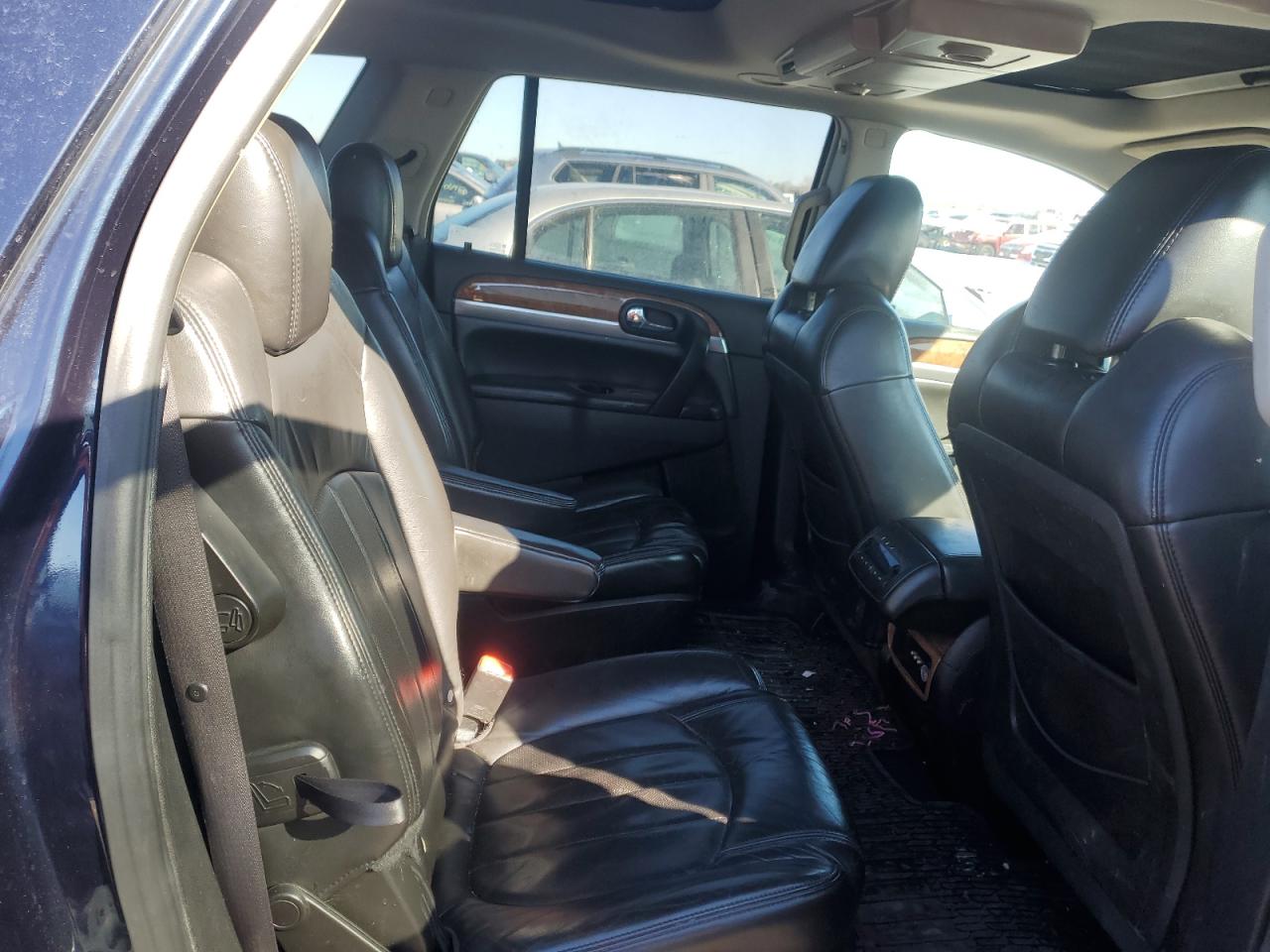 2008 Buick Enclave - Image 11