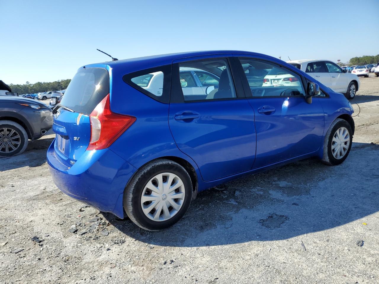 2014 Nissan Versa - Image 3