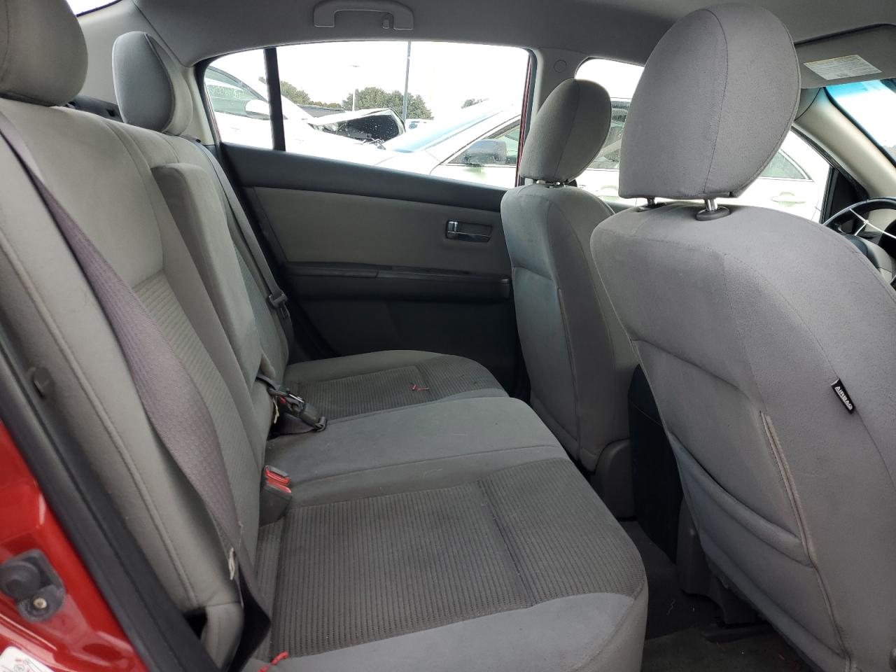2011 Nissan Sentra - Image 10