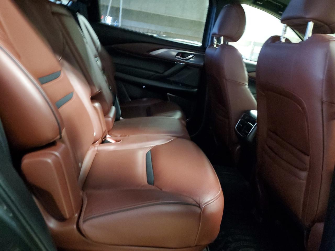 2016 Mazda CX-9 - Image 11