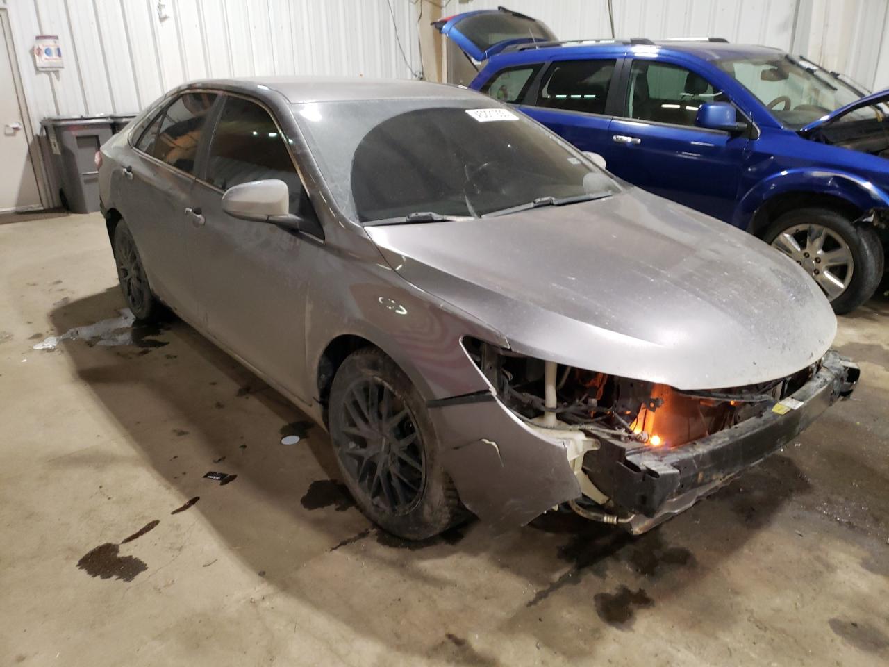2016 Toyota Camry - Image 4