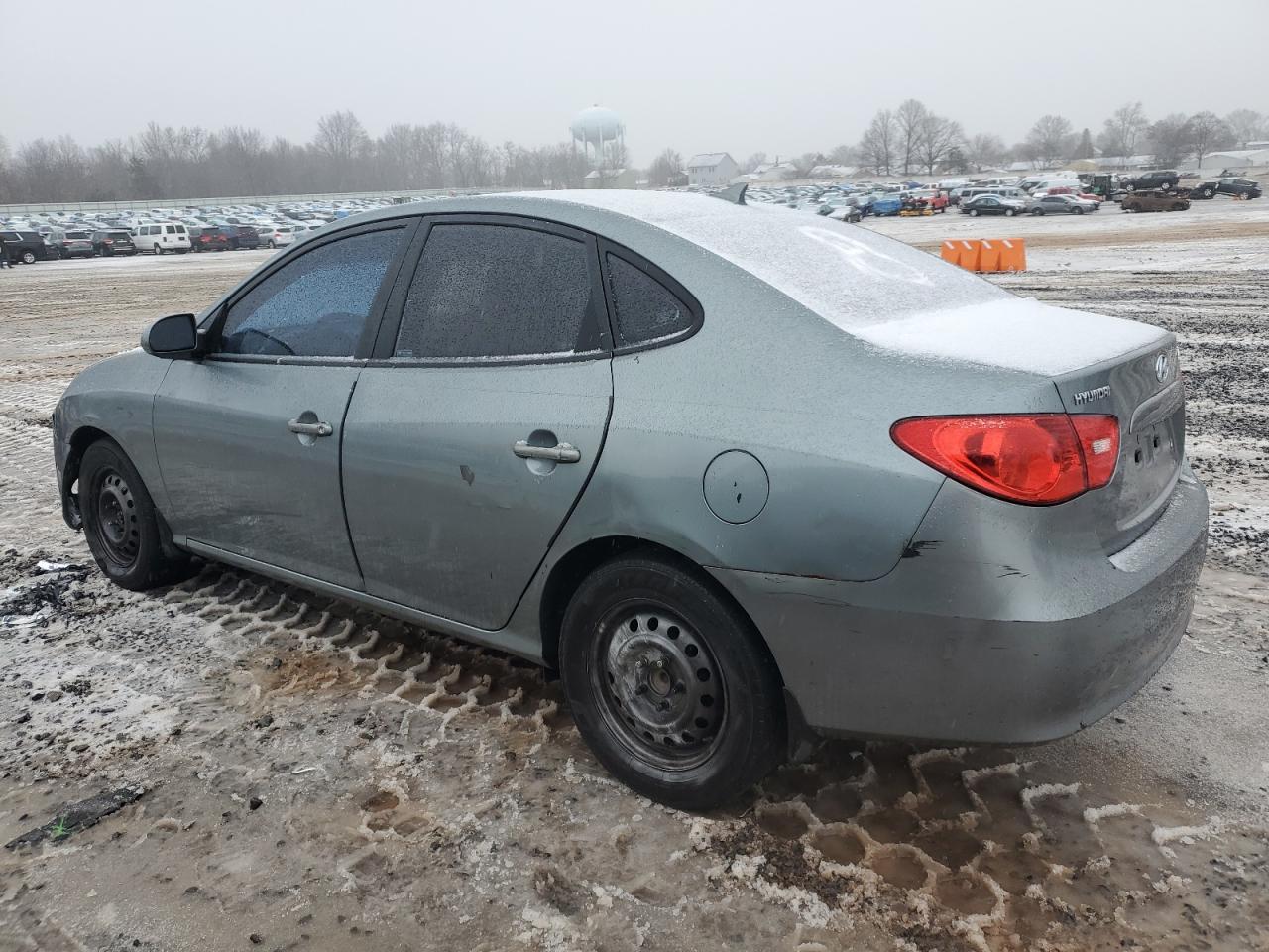 2009 Hyundai Elantra - Image 2