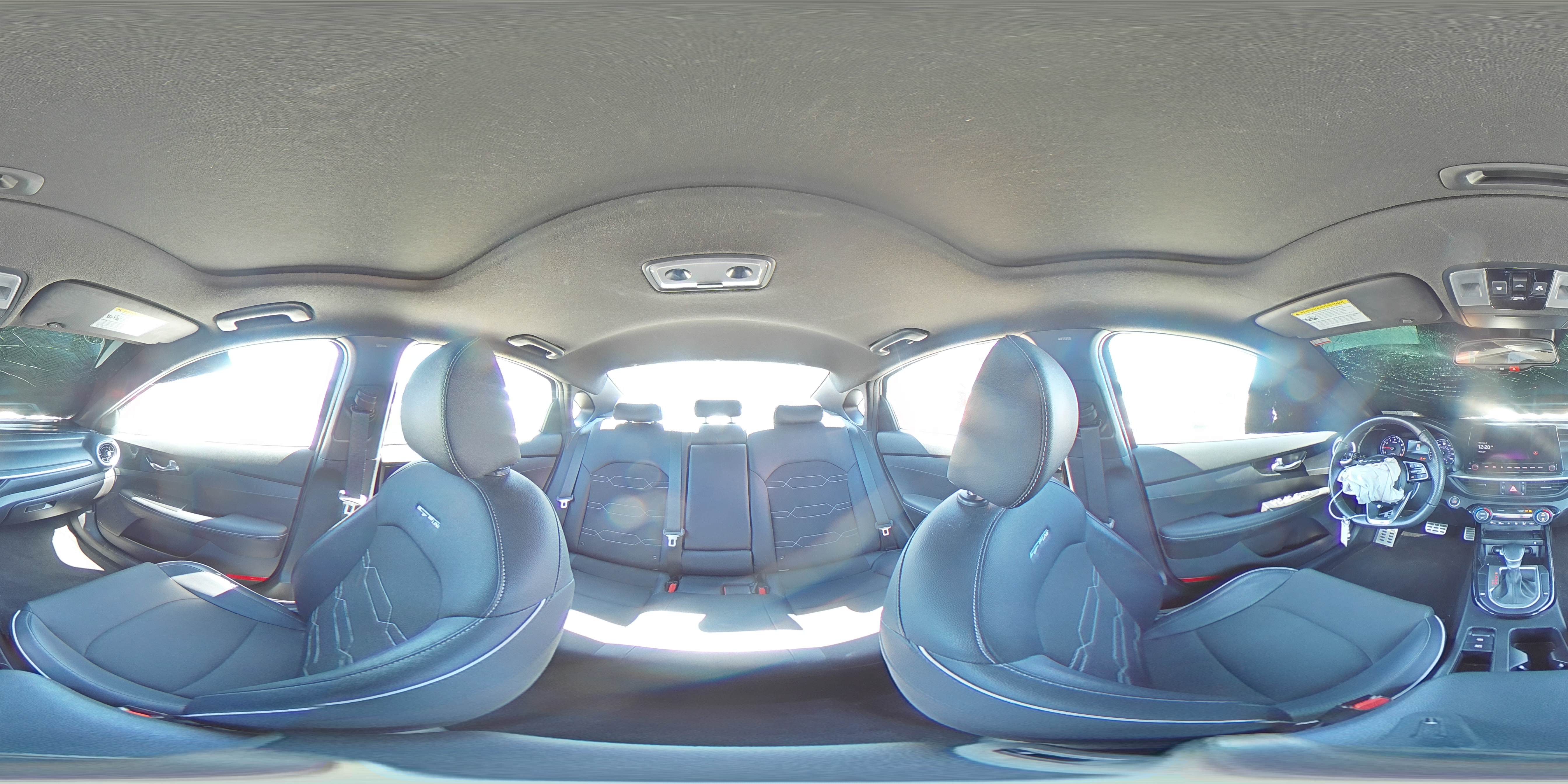2023 Kia Forte - Image 15