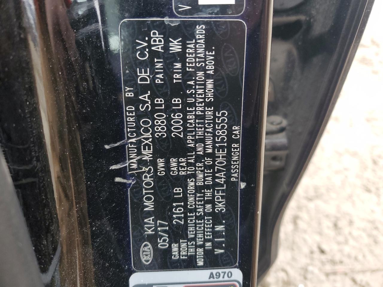 2017 Kia Forte - Image 13