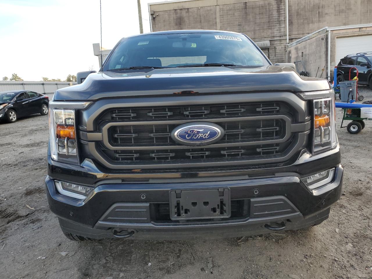 2022 Ford F-150 - Image 5