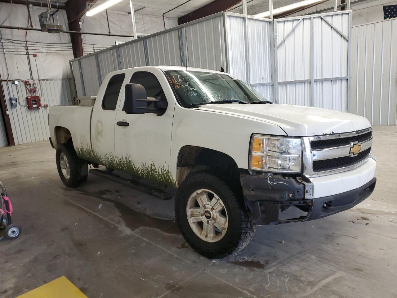 2007 Chevrolet Silverado - Image 4