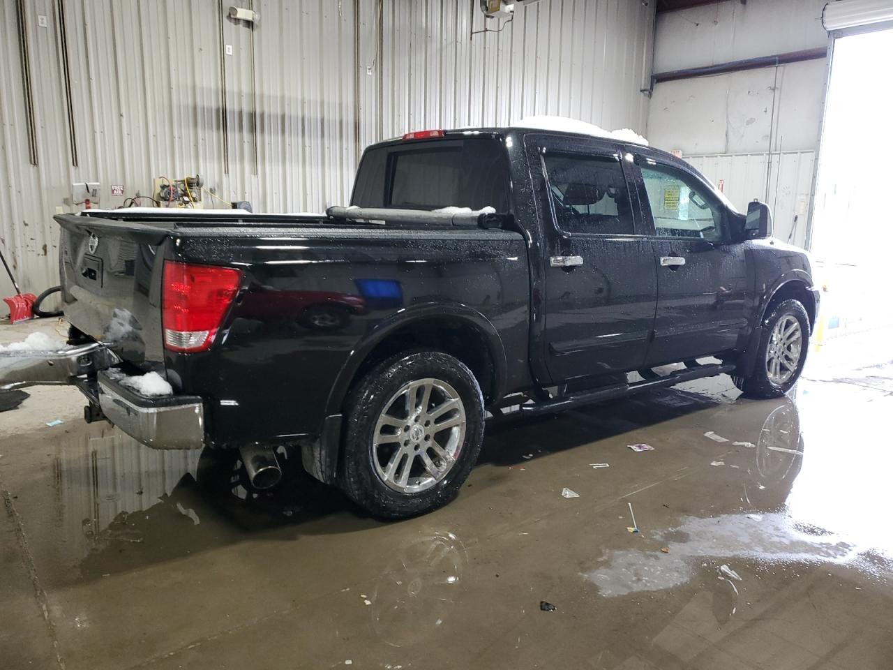 2014 Nissan Titan - Image 3