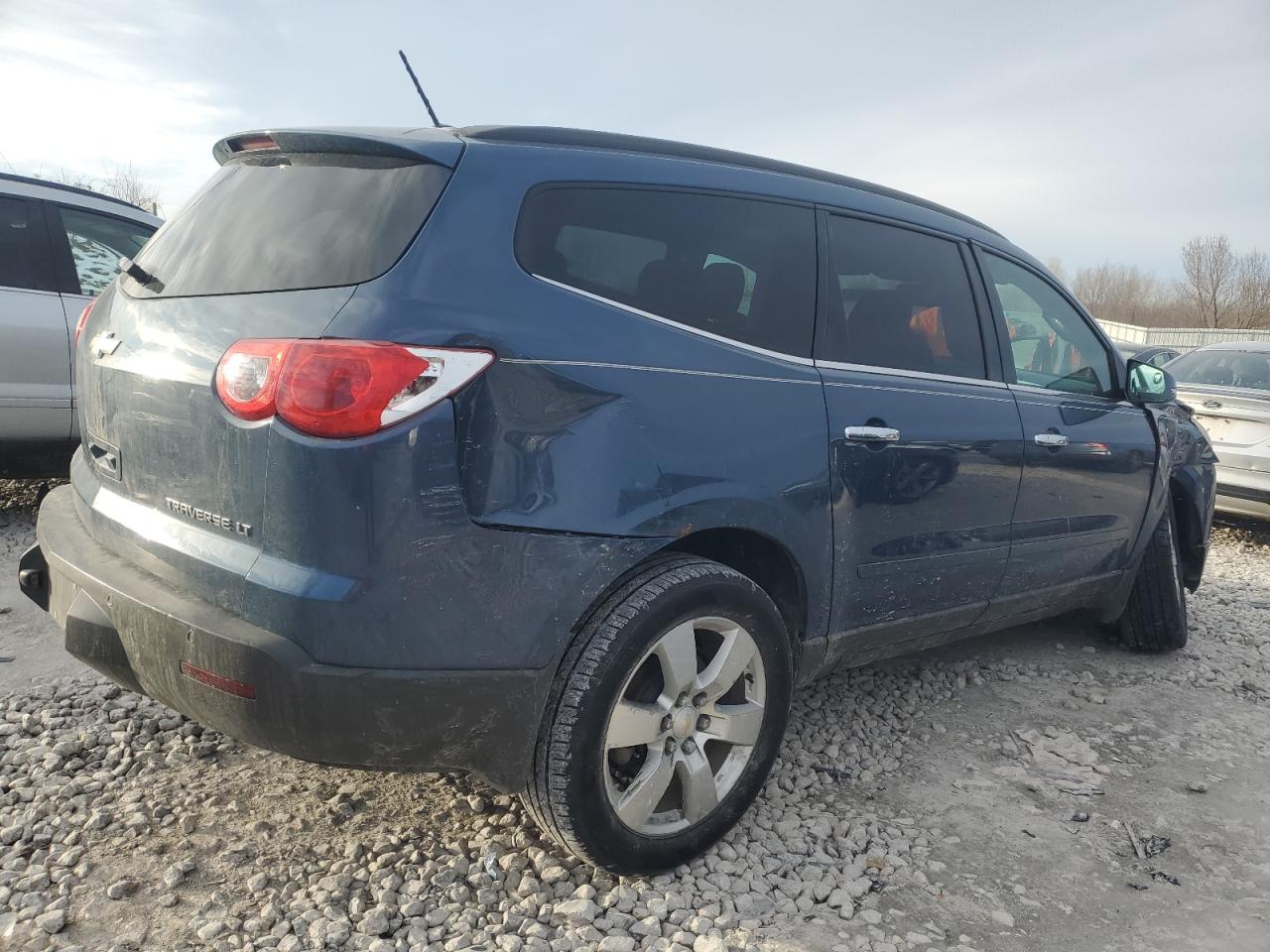 2012 Chevrolet Traverse - Image 3