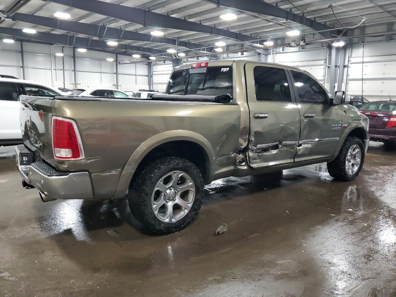 2014 RAM 1500 - Image 3