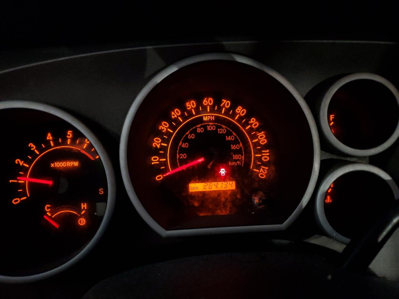 2010 Toyota Tundra - Image 9