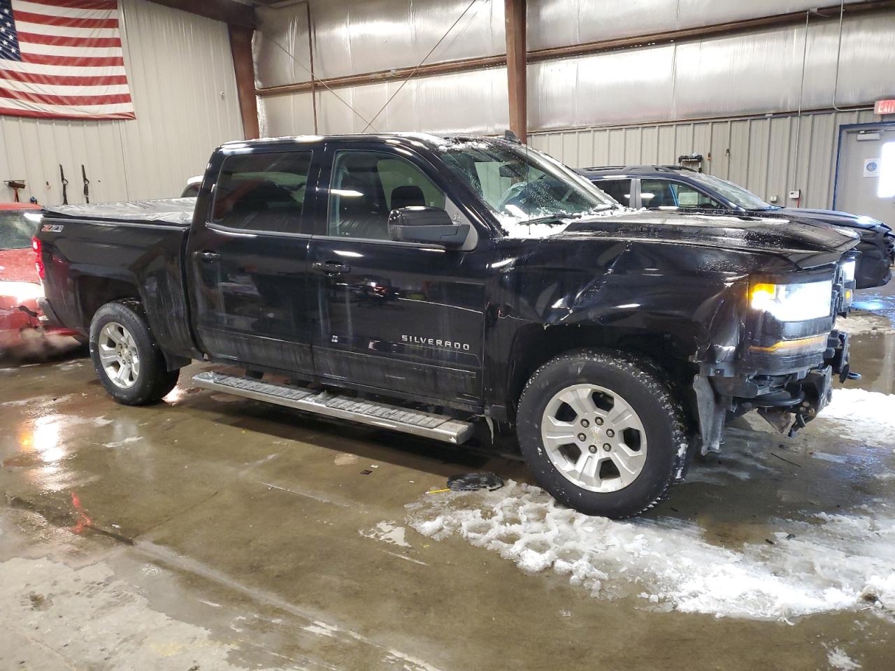 2017 Chevrolet Silverado - Image 4
