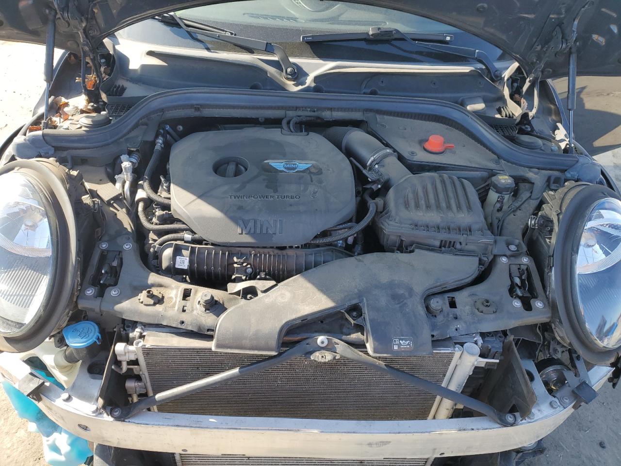 2019 MINI Cooper - Image 11