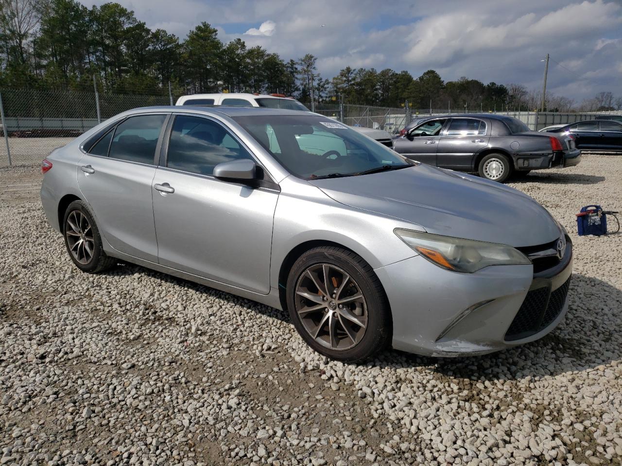 2015 Toyota Camry - Image 4